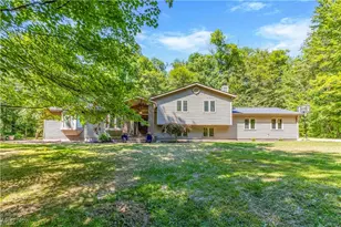 9544 Crackel Rd, Aurora, OH 44202 - Photo 1