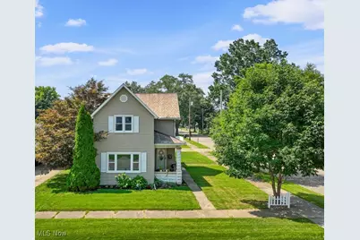 335 E 5th Street, Dover, OH 44622 - Photo 1
