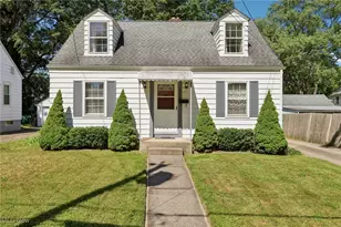 1872 16th St, Cuyahoga Falls, OH 44223 - Photo 1