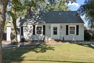 4831 Lindford Ave NE, Canton, OH 44705 - Photo 1