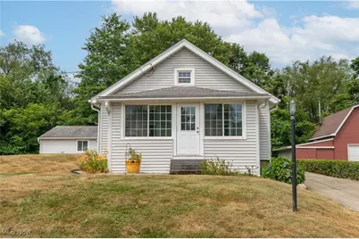 2225 Vincent Street, Mogadore, OH 44260 - Photo 1