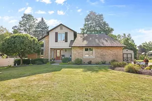 5046 Parkhaven Ave NE, Canton, OH 44705 - Photo 1