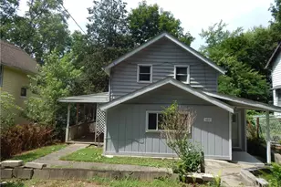 450 Selzer St, Akron, OH 44310 - Photo 1