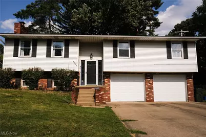 4402 Northview Avenue NW, Canton, OH 44709 - Photo 1