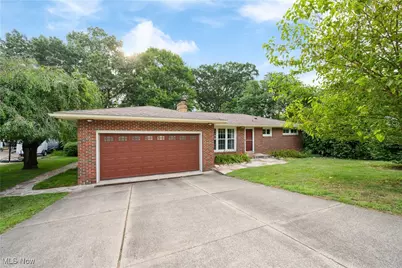 5040 Coleman Drive, New Franklin, OH 44319 - Photo 1