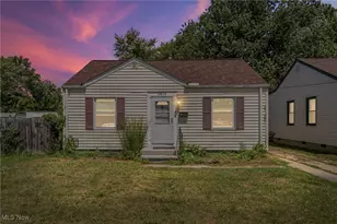 13514 Carrington Ave, Loveland, OH 44135 - Photo 1