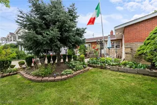 894 London, Loveland, OH 44119 - Photo 1