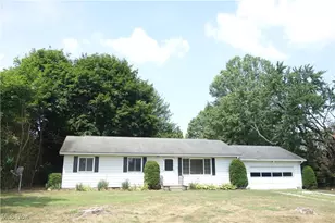 3052 S Prior Rd, Akron, OH 44319 - Photo 1