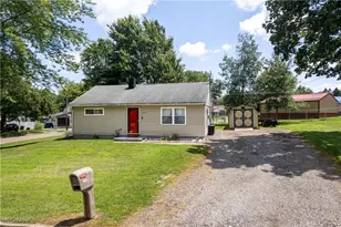 1806 Richard Dr, Mansfield, OH 44905 - Photo 1