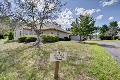 4220 Tannybrooke Lane NW #B, Canton, OH 44718 - Photo 1