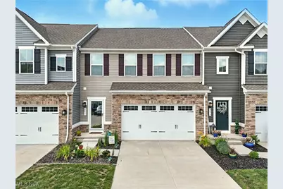 4877 Cedar Crest Lane, Stow, OH 44224 - Photo 1