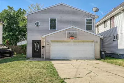 102 E Archwood Avenue, Akron, OH 44301 - Photo 1