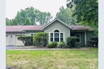 15 Woodland Chase Boulevard #(15), Niles, OH 44446 - Photo 1