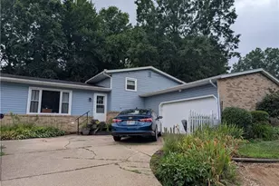 384 Moore Rd, Akron, OH 44319 - Photo 1