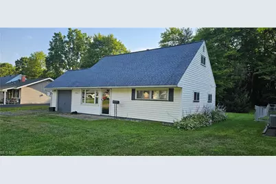 216 Dehoff Drive, Youngstown, OH 44515 - Photo 1