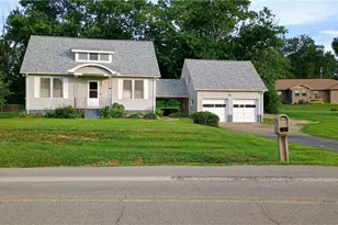 215 Rehl Rd, Zanesville, OH 43701 - Photo 1