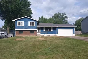 3303 Glenbrook Dr, Norton, OH 44203 - Photo 1