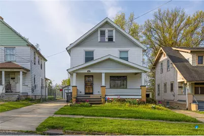 527 W Chalmers Avenue, Youngstown, OH 44511 - Photo 1