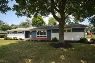 332 Mark Dr, Tallmadge, OH 44278 - Photo 1