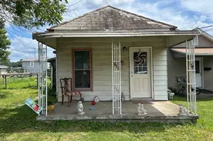 2228 Hoge Ave, Zanesville, OH 43701 - Photo 1