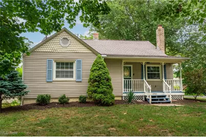 2743 N Bender Avenue, Akron, OH 44319 - Photo 1