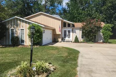 4122 Woodstock Drive, Lorain, OH 44053 - Photo 1
