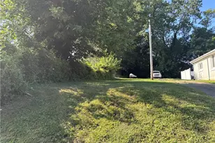 626 Prospect Ave, Zanesville, OH 43701 - Photo 1