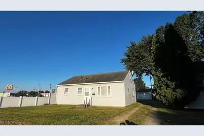 1927 Harmont Avenue NE, Canton, OH 44705 - Photo 1