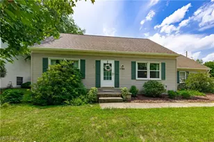 1704 Northmoreland Blvd, Cuyahoga Falls, OH 44221 - Photo 1