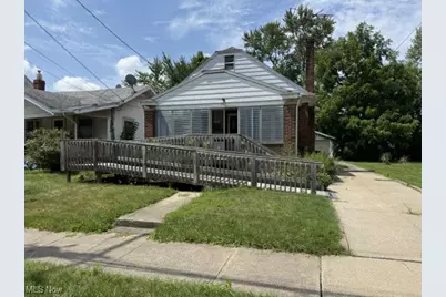 982 Dan Street, Akron, OH 44310 - Photo 1
