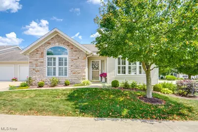 284 Woodbury Circle, Dalton, OH 44618 - Photo 1