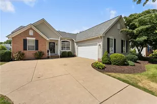 6621 Marelis Ave NE, Canton, OH 44721 - Photo 1