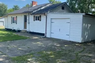 2200 Harmon St NE, Canton, OH 44705 - Photo 1