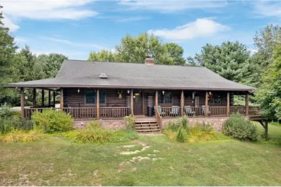 6894 Swamp Street NE, Hartville, OH 44632 - Photo 1