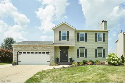 466 Plum Creek Drive, Wadsworth, OH 44281 - Photo 1