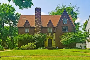 652 Orlando Ave, Akron, OH 44320 - Photo 1