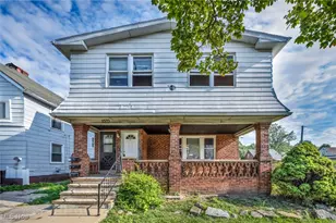 18715 Mohawk Ave, Loveland, OH 44119 - Photo 1