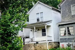 316 Harmar St, Marietta, OH 45750 - Photo 1