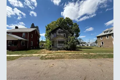 730 2nd Street SW, New Philadelphia, OH 44663 - Photo 1