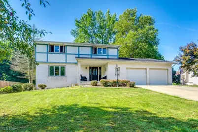 2218 Hiddenbrook Street NE, Canton, OH 44721 - Photo 1