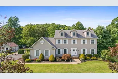 11190 Wellington Drive, Chardon, OH 44024 - Photo 1