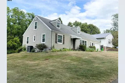 1822 Wicliff Avenue NE, Massillon, OH 44646 - Photo 1