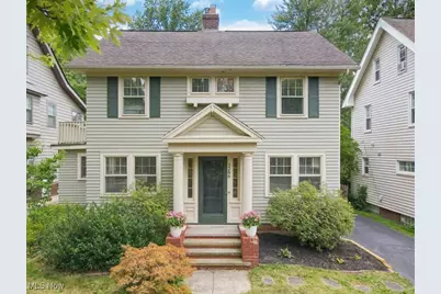 3286 Clarendon Road, Cleveland Heights, OH 44118 - Photo 1