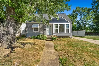 2405 E 35th Street, Lorain, OH 44055 - Photo 1