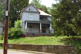 417 Maple St, Marietta, OH 45750 - Photo 1