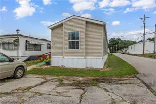 3785 S Main St, Akron, OH 44319 - Photo 1