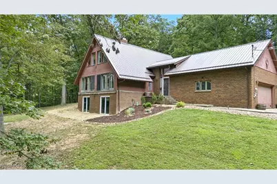 18 Hillcrest Drive, Little Hocking, OH 45742 - Photo 1