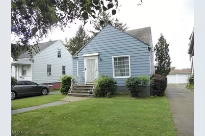 4762 E 90th Street, Garfield Heights, OH 44125 - Photo 1