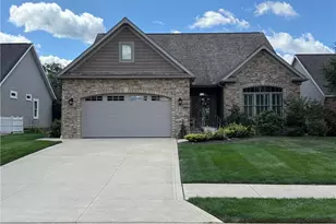 980 Laurel Green Dr NE, North Canton, OH 44720 - Photo 1