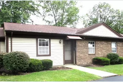 906 Nob Hill Drive #3, Niles, OH 44446 - Photo 1
